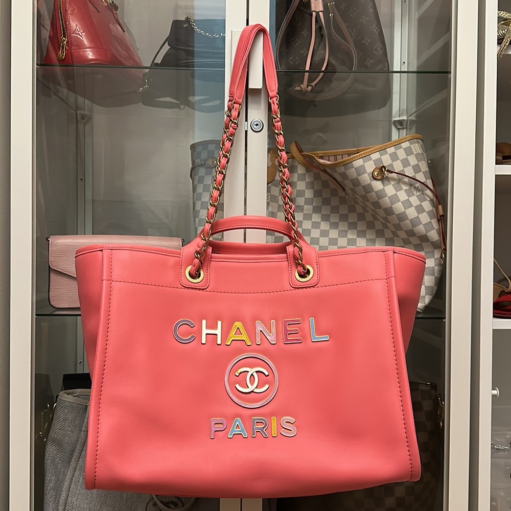 Barbie Pink Chanel Large Deauville Shopping Tote - Picture 4 of 15